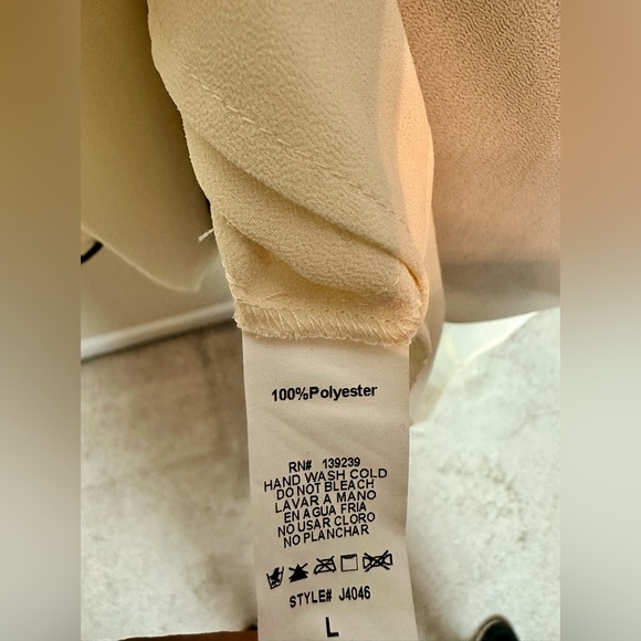 DO&BE Studded Black/Cream Zip-Front Blouse SZ L - Picture 8 of 8